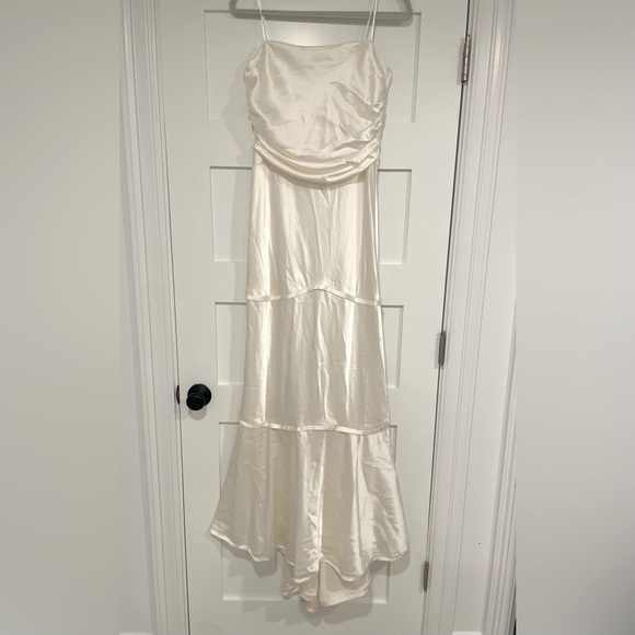 ABS Allen Schwartz Cream Gown - Picture 1 of 4
